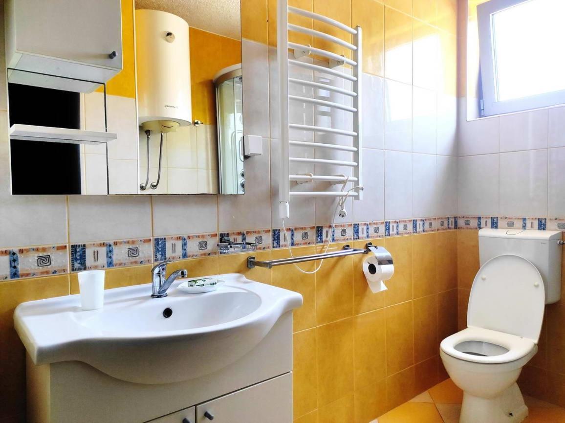 Adrialux2 Apartman Budva Szoba fotó